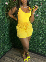 Einfarbiges Set aus Tanktop und Shorts