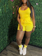 Einfarbiges Set aus Tanktop und Shorts