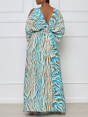 Bedrucktes Kleid mit Schlitz und schulterfreien Schnitten