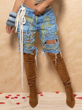 Spraying Ripped Bermuda Shorts