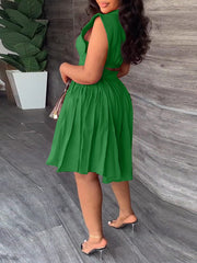 Einfarbiges, plissiertes Hemdblusenkleid – Ausverkauf