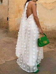 Indiebeautie – Weißes Neckholder-Dekolletékleid