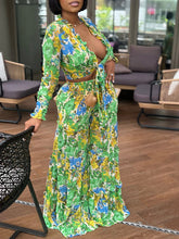 Indiebeautie – Set aus bedrucktem Oberteil mit Bindeband und Hose mit weitem Bein