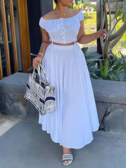 Set aus schulterfreiem Crop-Top und Rock