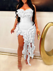 Indiebeautie – Trägerloses Kleid mit Rüschen