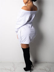 Schulterfreies Sweatshirtkleid mit Schnürung – Ausverkauf