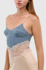 Isabella – Maxikleid aus Denim in Aprikose