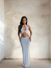 Sexy Neckholder-Maxikleid in Weiß