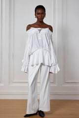 Kai – Geblümtes Rüschentop mit Schnürung