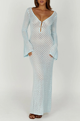 Lana – Blaues Maxikleid mit tiefem Ausschnitt und gestricktem Hohlsaum