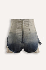 Lyla – Kurze Jeans mit hohem Bund und Ombré-Muster