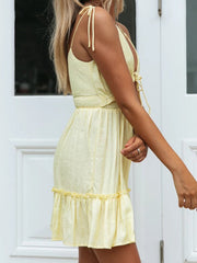 Maxikleid mit Wasserfallausschnitt, Rüschen und klassischem Saum - Rosa