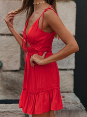 Maxikleid mit Wasserfallausschnitt, Rüschen und klassischem Saum - Rosa