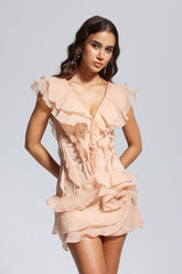 Maura – Asymmetrisches Minikleid mit V-Ausschnitt und Rüschen in Champagner