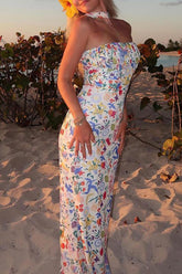 Rückenfreies Neckholder-Kleid mit mehrfarbigem Print