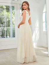 Langes Brautkleid mit Schleife aus Spitze