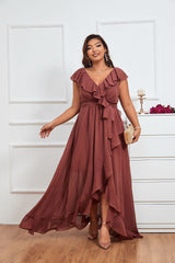 Lila Partykleid mit Schmetterlingsärmeln und Wickelsaum