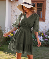 neues einfarbiges Chiffonkleid mit V-Ausschnitt und Punkten