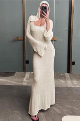 Einfarbiges Häkelkleid mit Kapuze