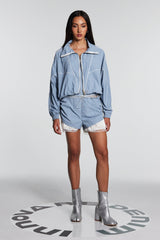 Kurze Hose mit Spitzenbesatz