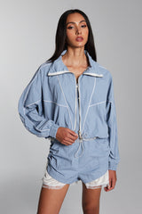 Kurze Hose mit Spitzenbesatz