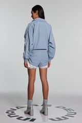 Kurze Hose mit Spitzenbesatz