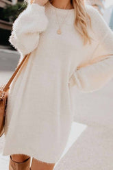 Langärmliges Plüschkleid mit Rundhalsausschnitt