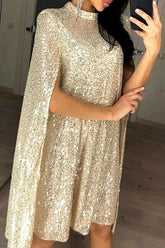 Wine Me and Dine Me – Cape-Kleid mit Pailletten
