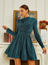 A-Linien-Heimkehrkleid mit Stehkragen, Plissee und Cut-Out RH30593