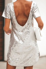 Just Fabulous – Etuikleid mit Pailletten und Cut-Outs