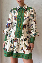 Feiern Sie jeden Tag – Einzigartiges Minikleid mit farblich abgestimmtem Druck und Ballonärmeln