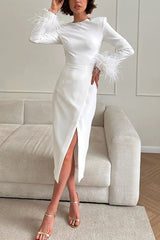 Ultimate Elegance – Midikleid mit Federbesatz und Schlitz an den Ärmeln