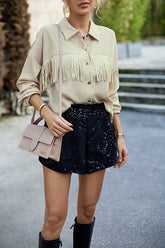 Einfarbiges, einreihiges Langarmhemd mit Fransen