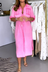 Maxikleid mit Hemdkragen und elastischer Taille und hoher Taille