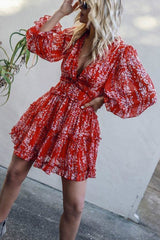 Rückenfreies Minikleid mit Rüschen und Blumenmuster „Rio“