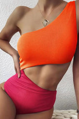 Luanne – Einteiliger Badeanzug mit Cut-out und Farbblockdesign in Taillenform