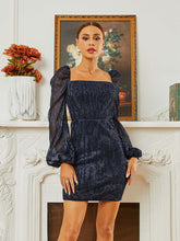 Rückenfreies, figurbetontes Homecoming-Kleid mit quadratischem Ausschnitt und Laternenärmeln RH30626