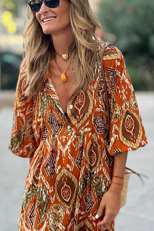 Drapiertes, anmutiges Maxikleid mit Print