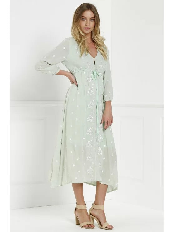 Pretty Midi Floral Embroidered Dress