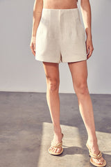 CHIC PLEATED SHORTS