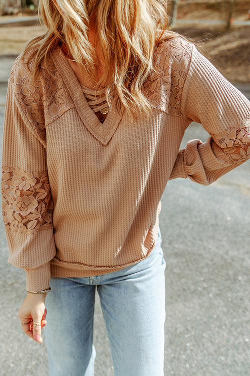 Style Update: Langarm-Stricktop mit Spitze – 2 Farben