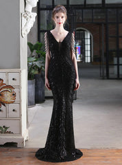 SEQUINED FISHTAIL BEADING GOWN