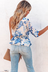 Hello Beautiful One-Shoulder-Top mit Print