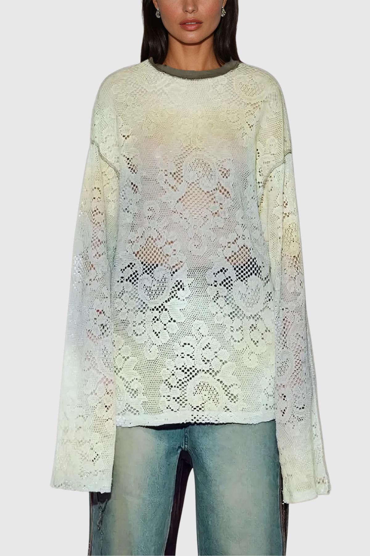 Aliza – Langärmliges Spitzentop mit Cut-outs