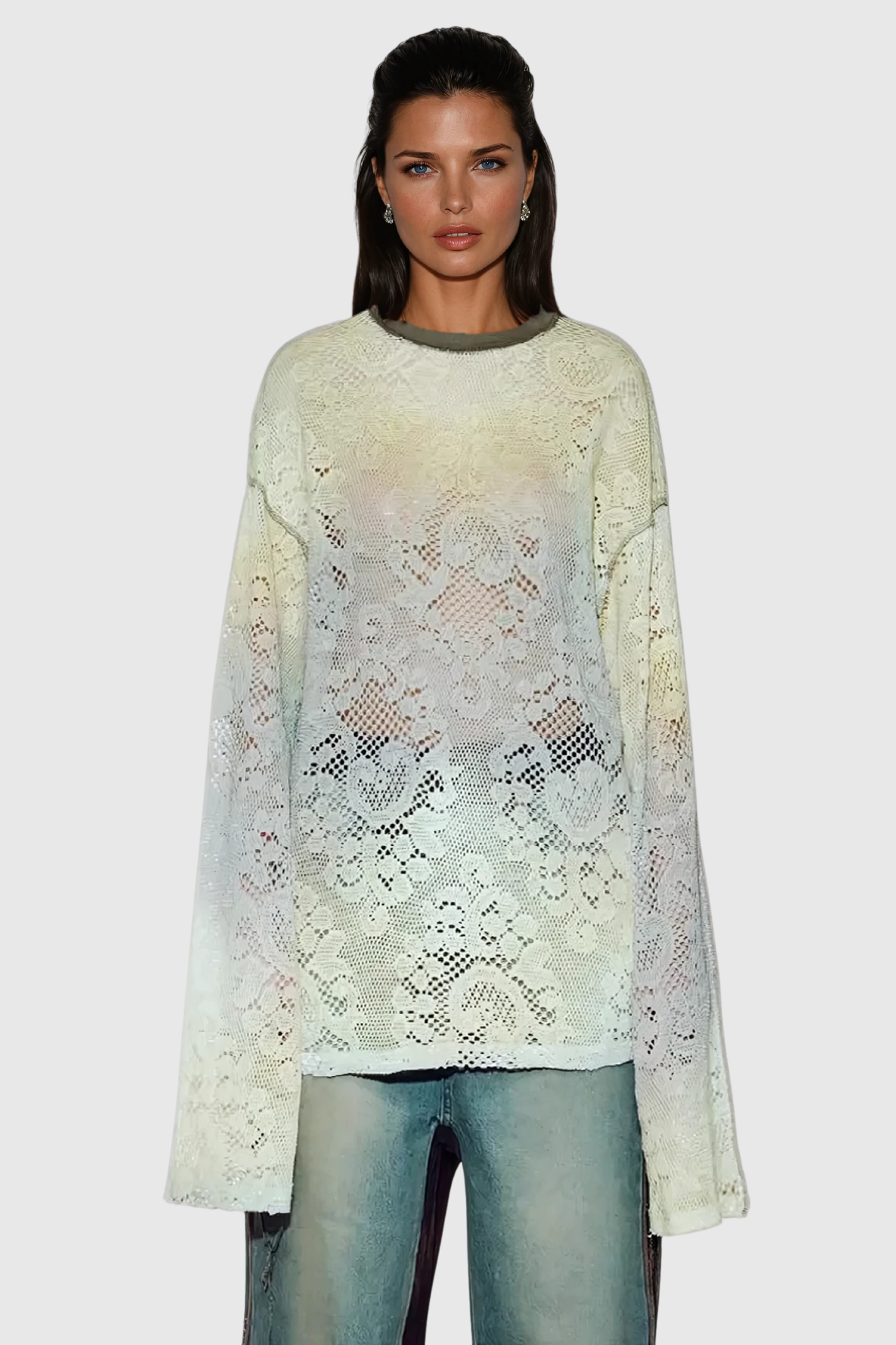 Aliza – Langärmliges Spitzentop mit Cut-outs