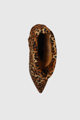 Alvaro Stiefel mit Leopardenmuster und Rüschen