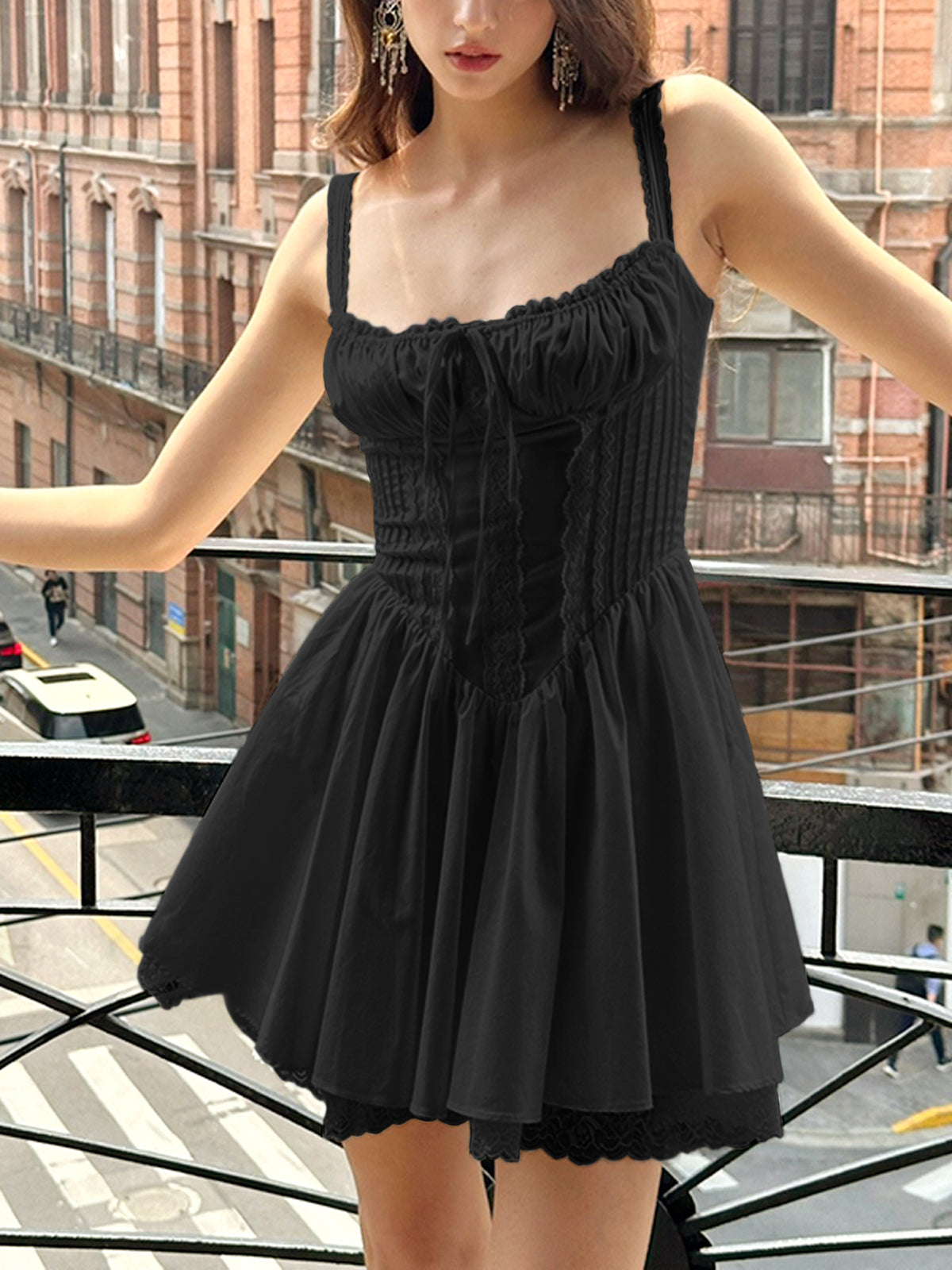 Coastal Cowgirl – Kurzes Korsettkleid mit Spitzenbesatz