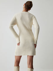 Cremefarbenes, geripptes, langärmliges, kurzes Pulloverkleid