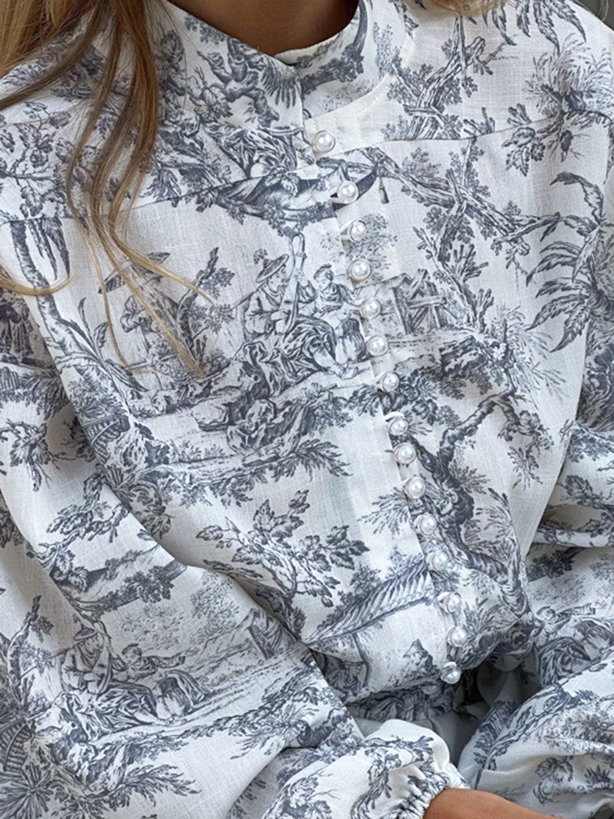 Kurzes A-Linien-Kleid mit Tuschemalerei-Print und Bindeband