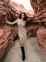 Asymmetrisches, geteiltes Pullover-Langkleid